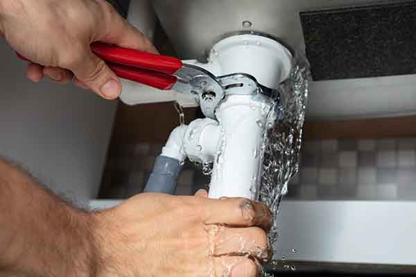 Expert Plumbing and Water Leak Repair Services